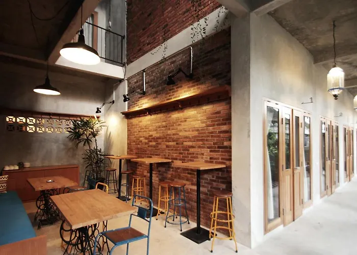 Pawon Cokelat Guesthouse